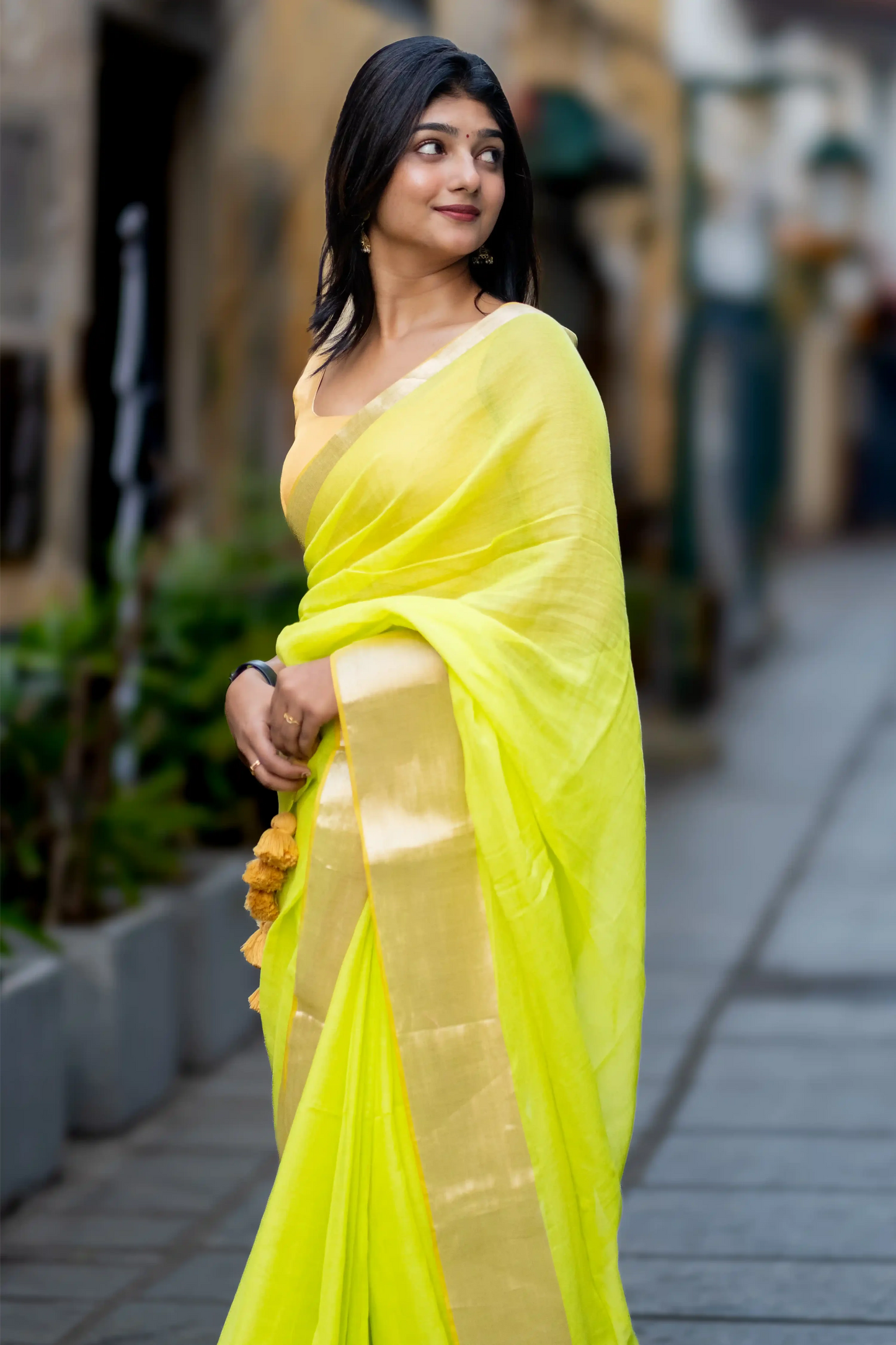 Lime Aura Cotton Zari Saree