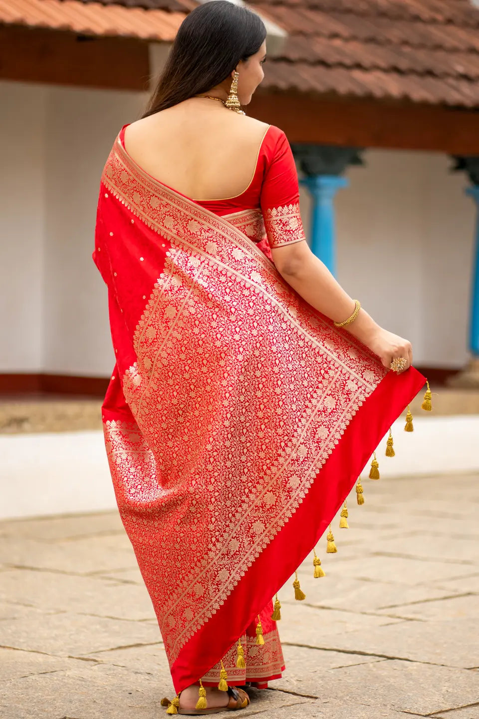 Kalindi Pure Banarasi Silk Saree