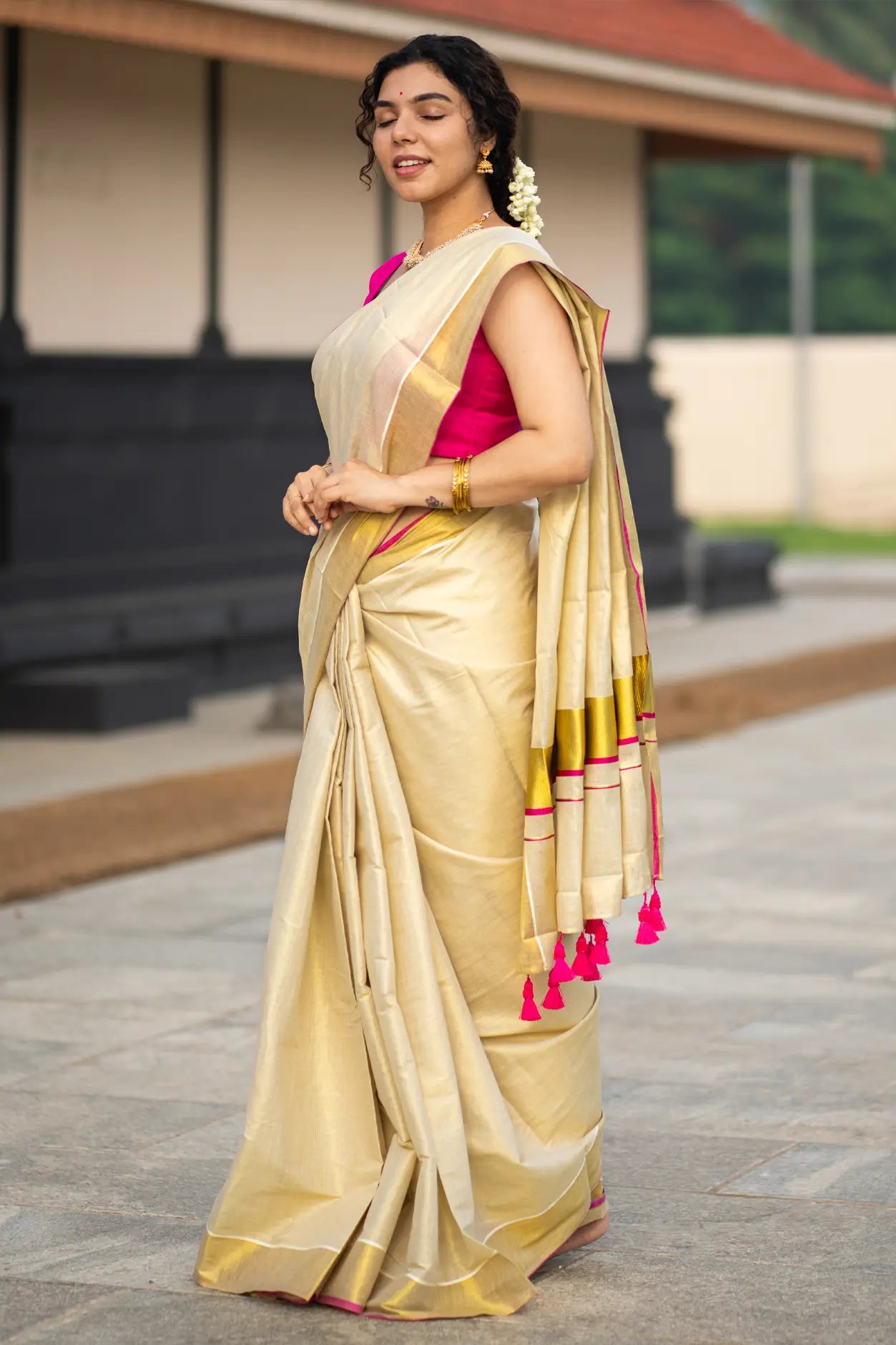 Seemanthini Kerala Kasavu Saree