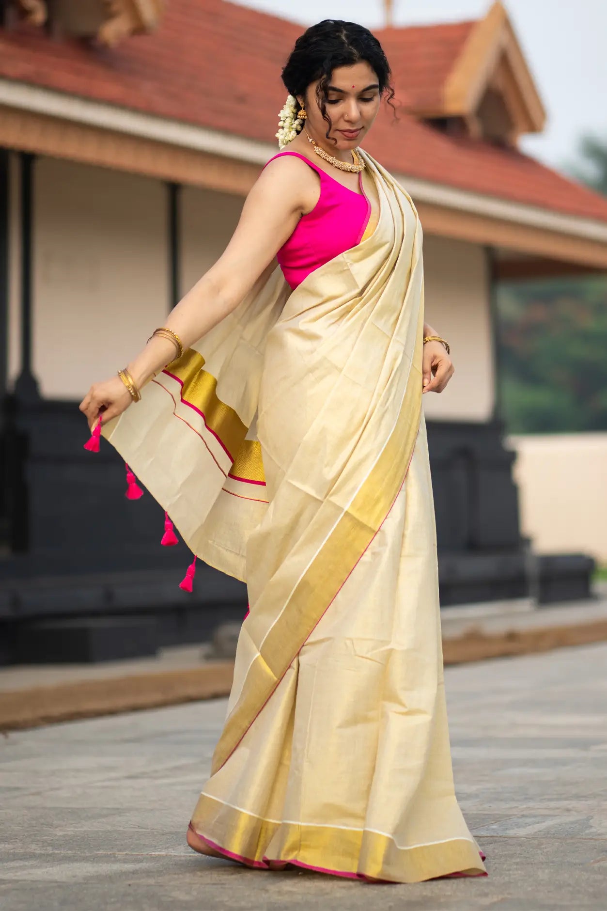 Seemanthini Kerala Kasavu Saree