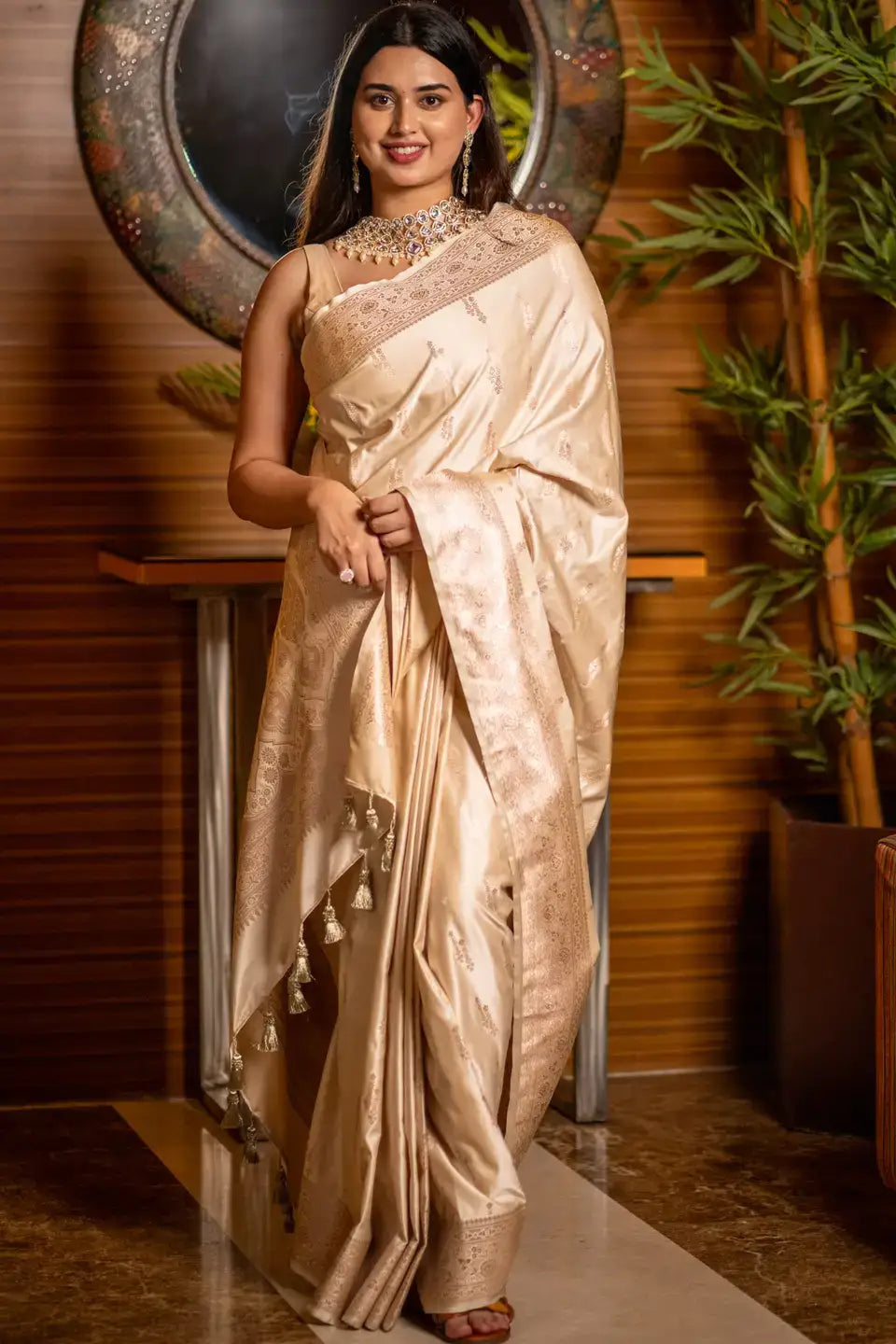 Towards Temple Mashru Banarasi Silk Saree