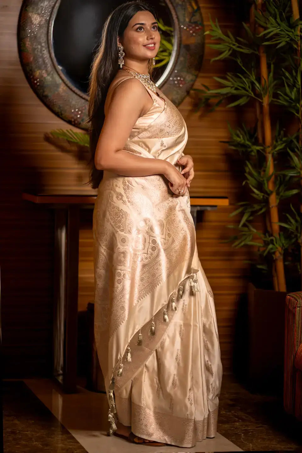 Towards Temple Mashru Banarasi Silk Saree