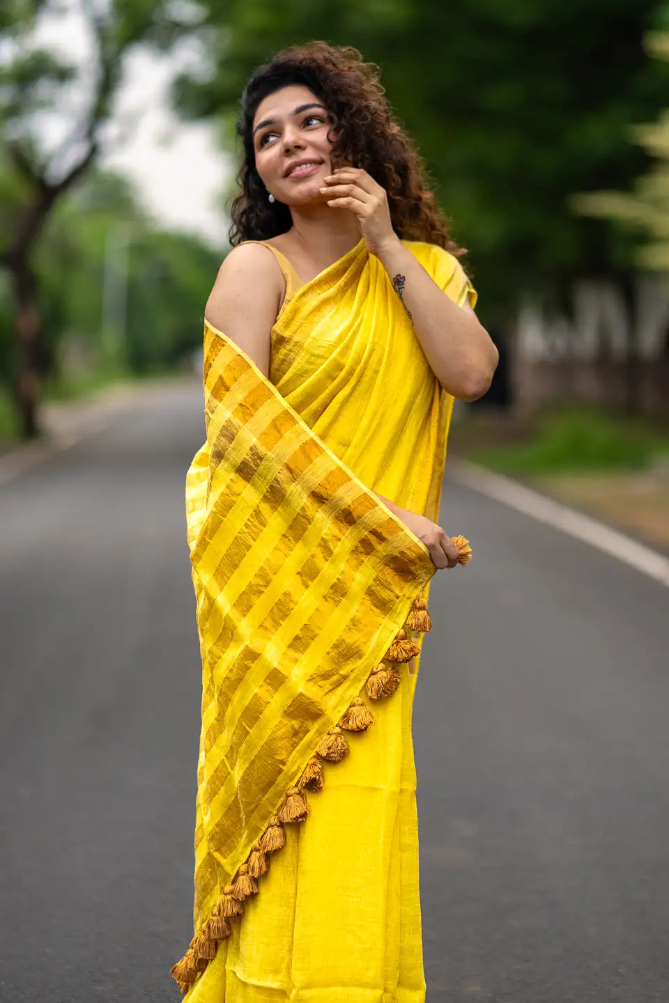 Belle of the Ball Linen Saree