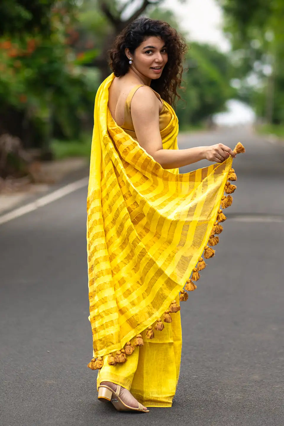 Belle of the Ball Linen Saree