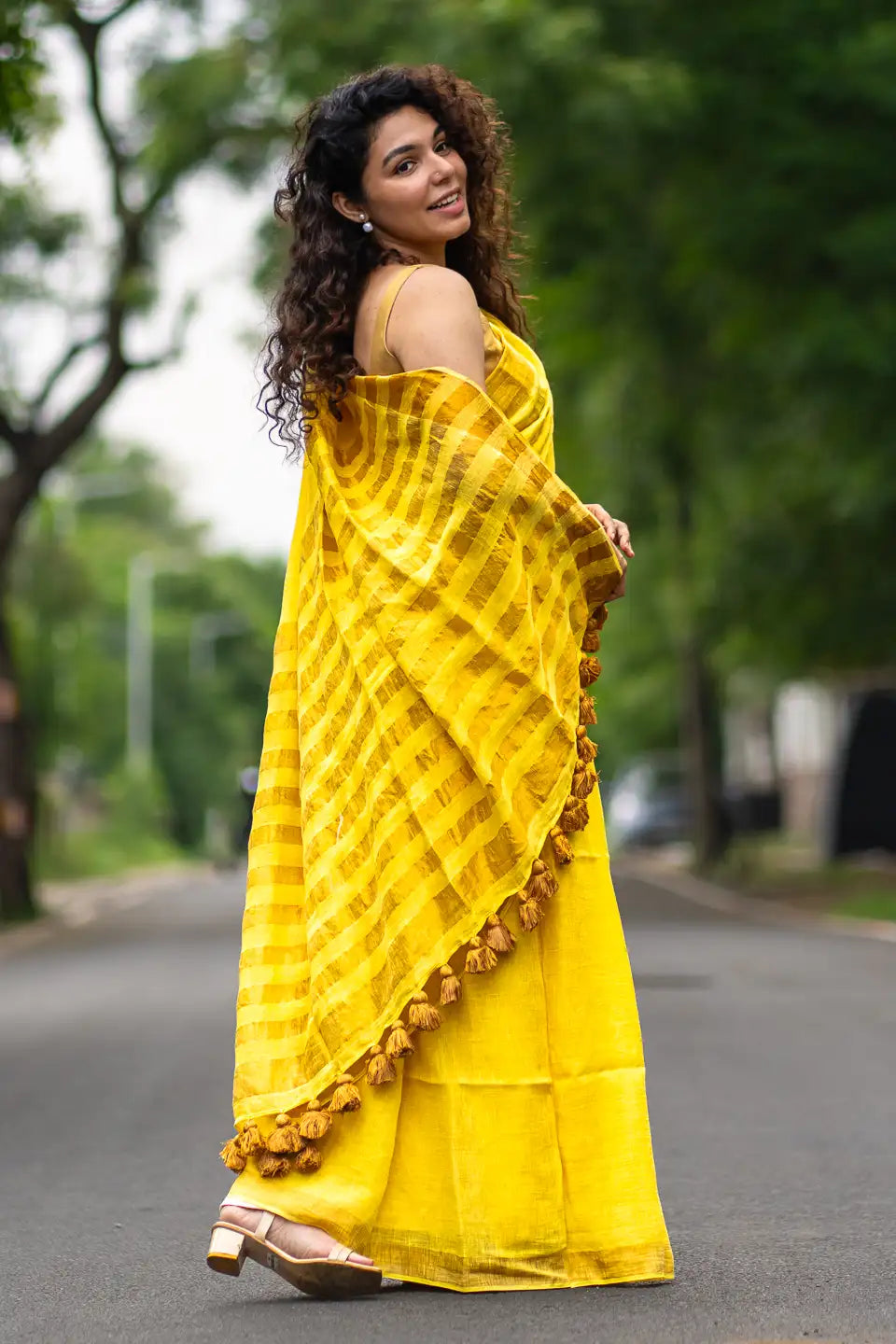 Belle of the Ball Linen Saree