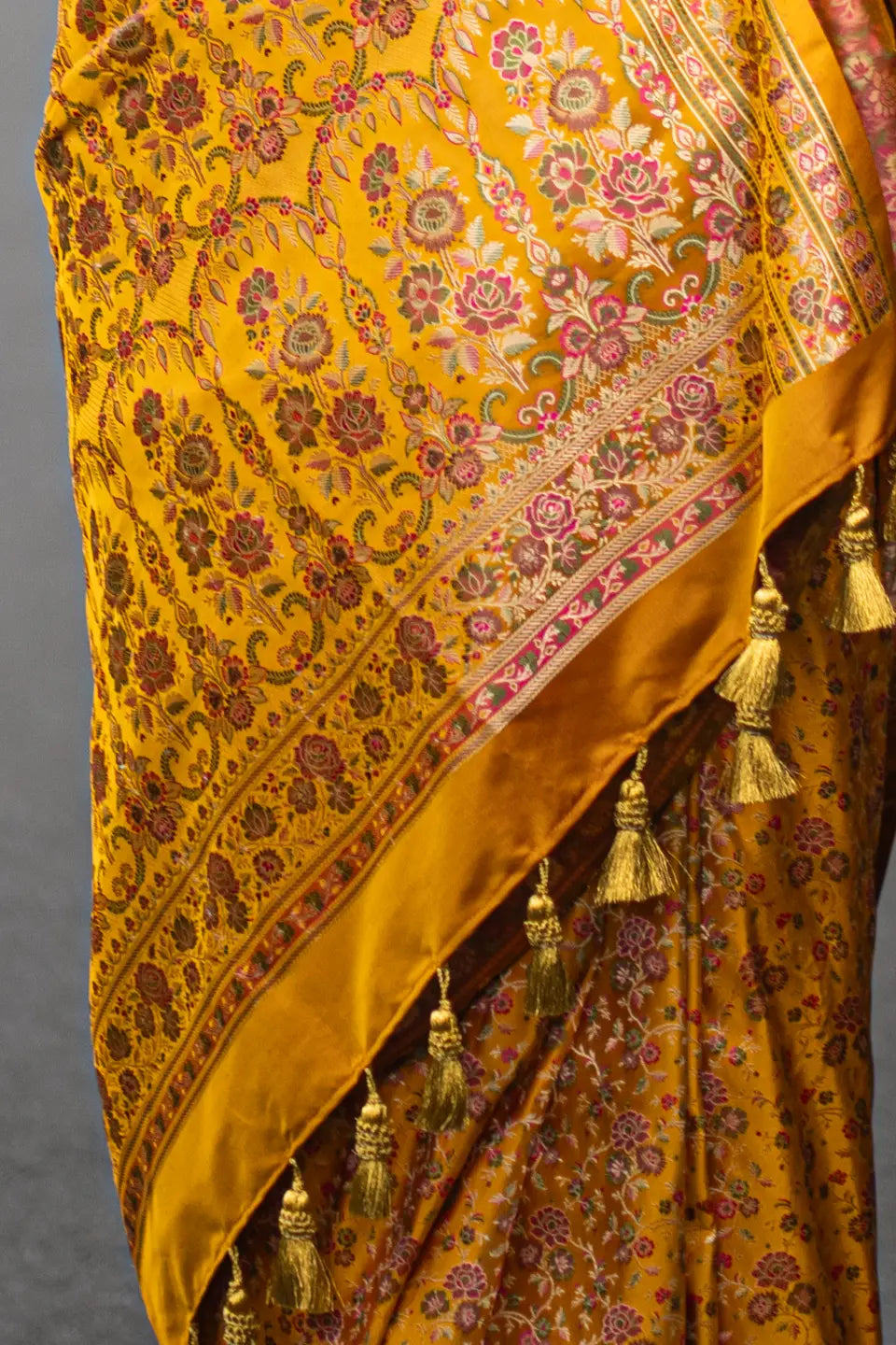 Floral-Turmeric-Yellow-Jamawar-Katan-Banarasi-Silk-Saree-I-Love-Sarees