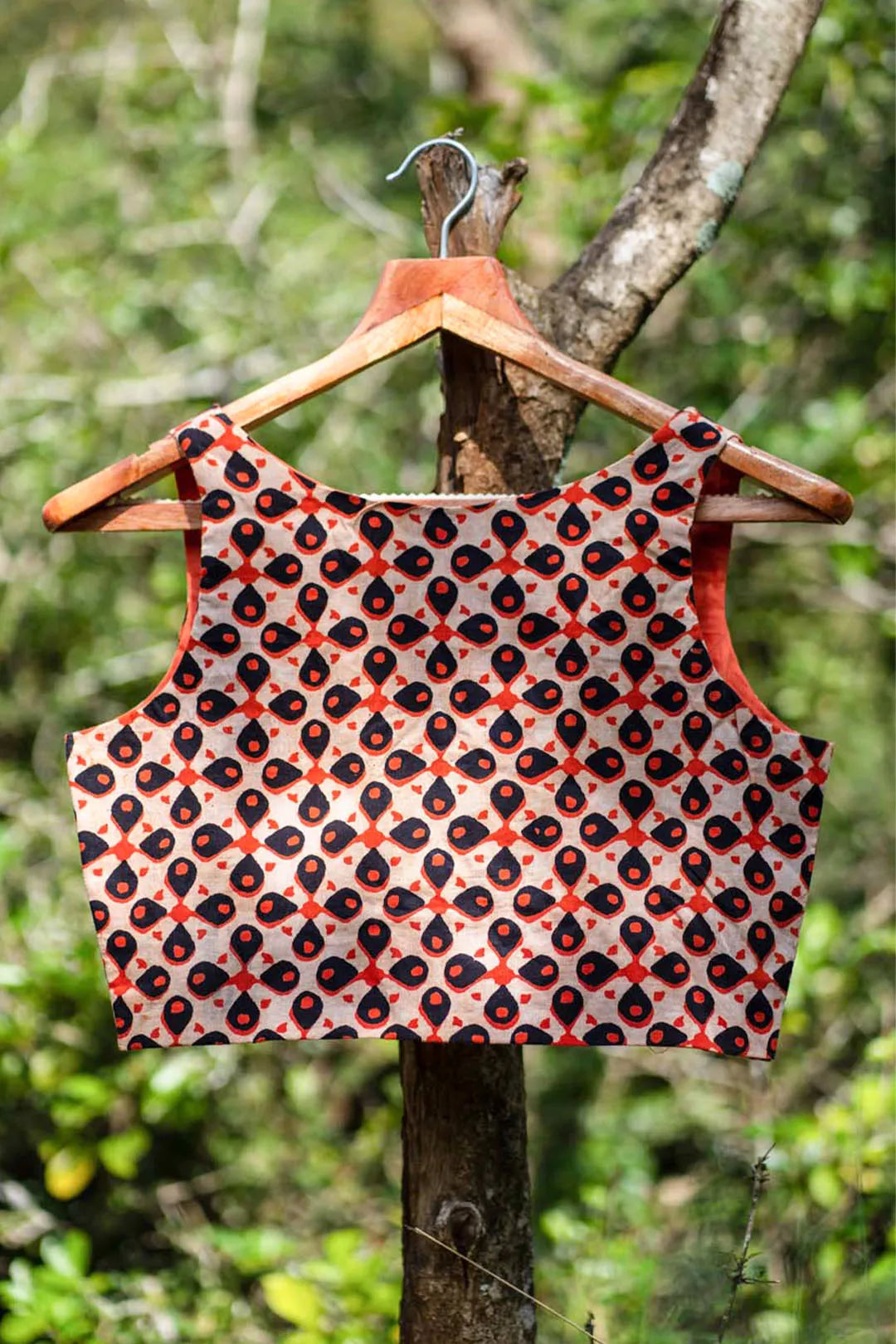 Orange Sleeveless hand print Saree Blouse with floral motifs - I Love Sarees