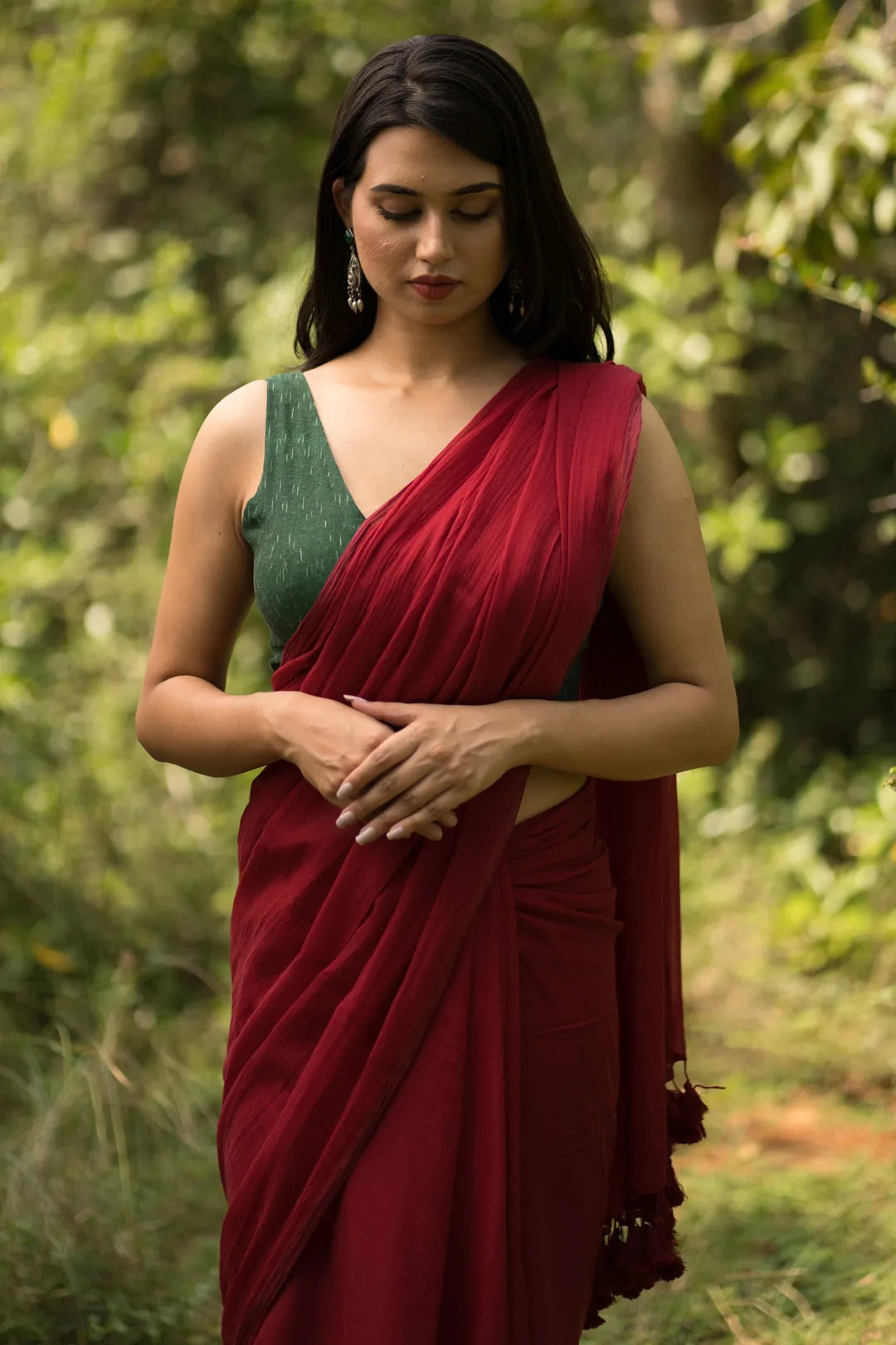 Plain Maroon colour Handloom Cotton Saree with tassels - I Love Sarees